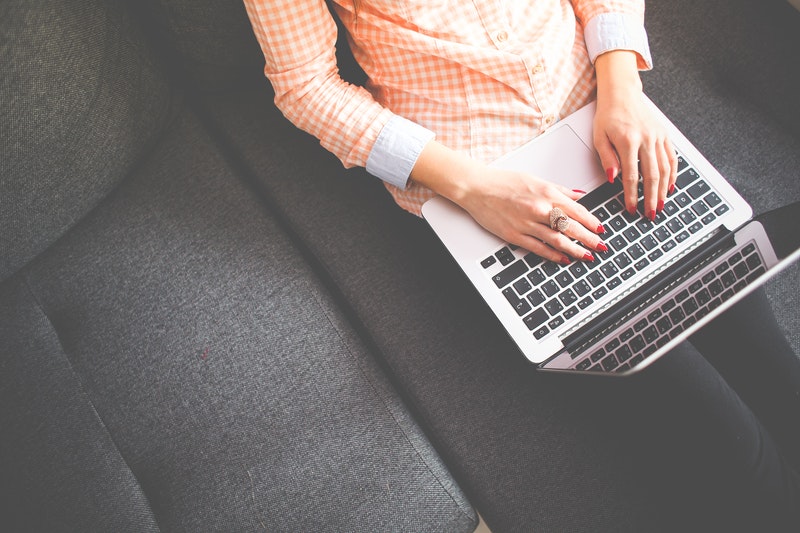 How To: Add a site to your blogger profile